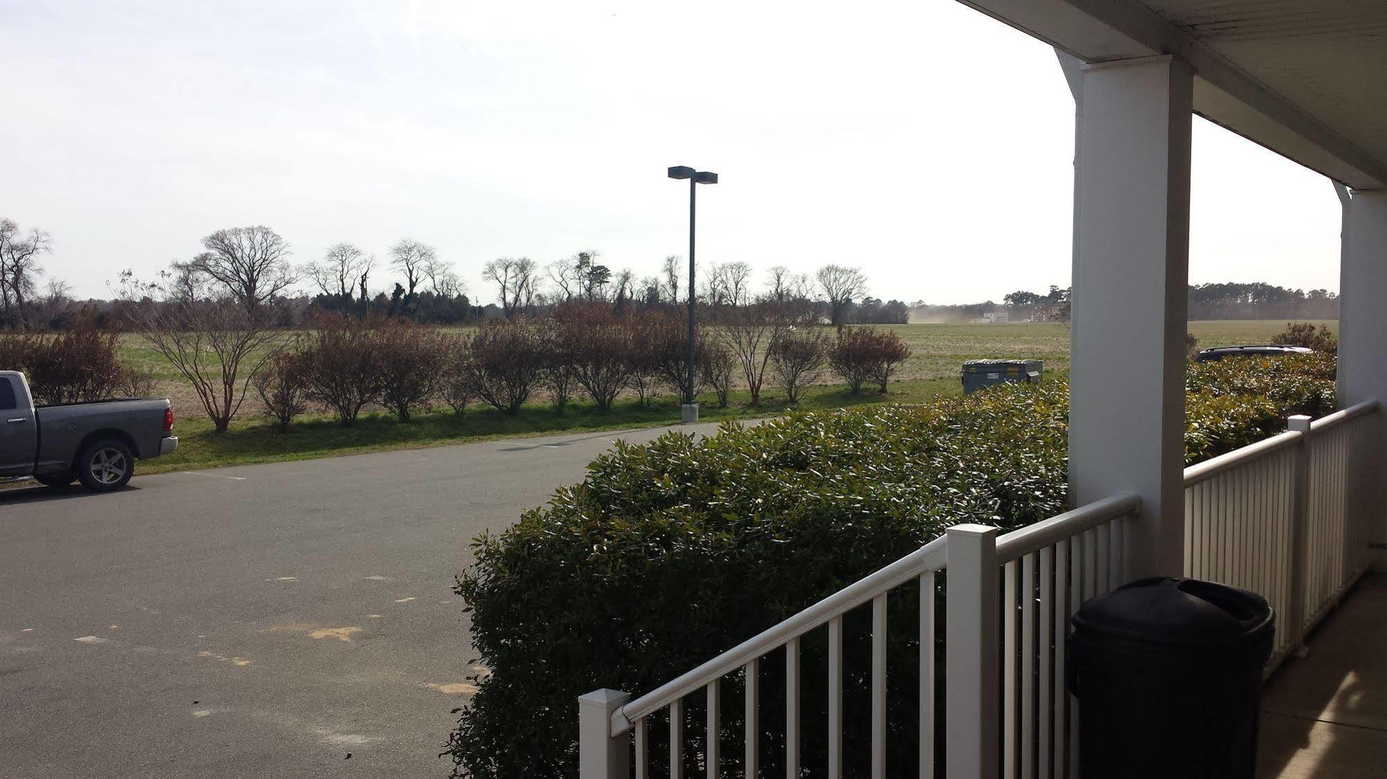 Shore Stay Suites Cape Charles Bagian luar foto