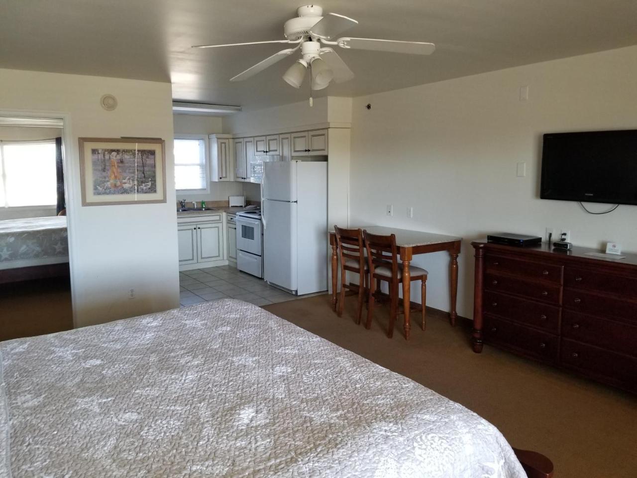 Shore Stay Suites Cape Charles Bagian luar foto